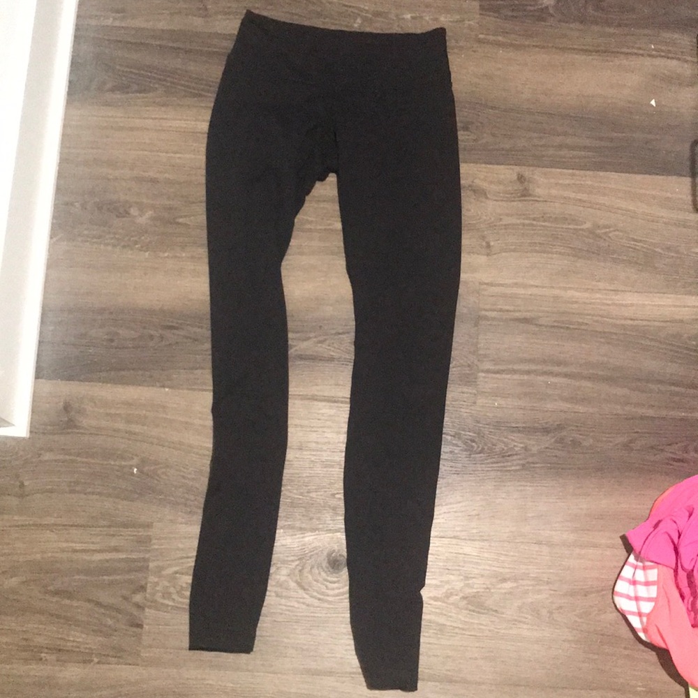 Lululemon Black long wunder under